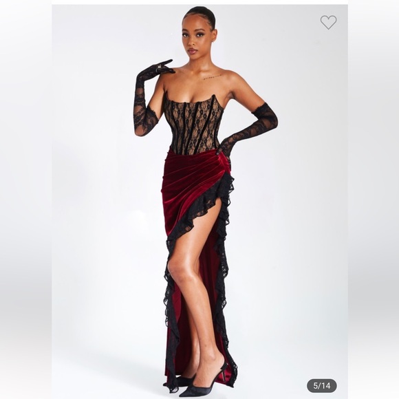 Miss Circle Lace Corset & Velvet maxi dress NWT S-XL - Picture 9 of 11